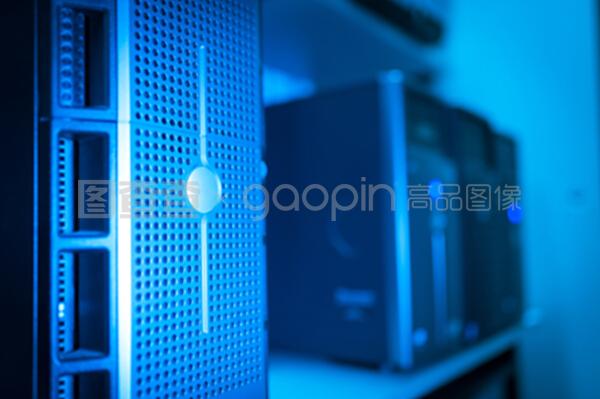 网络服务器与云计算装备技术服务 构建数字时代的核心基础设施